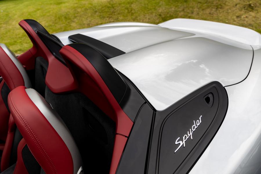 Детали экстерьера Porsche 718 Spyder (982) 2019 года  (WW) (фото 307 из 318)